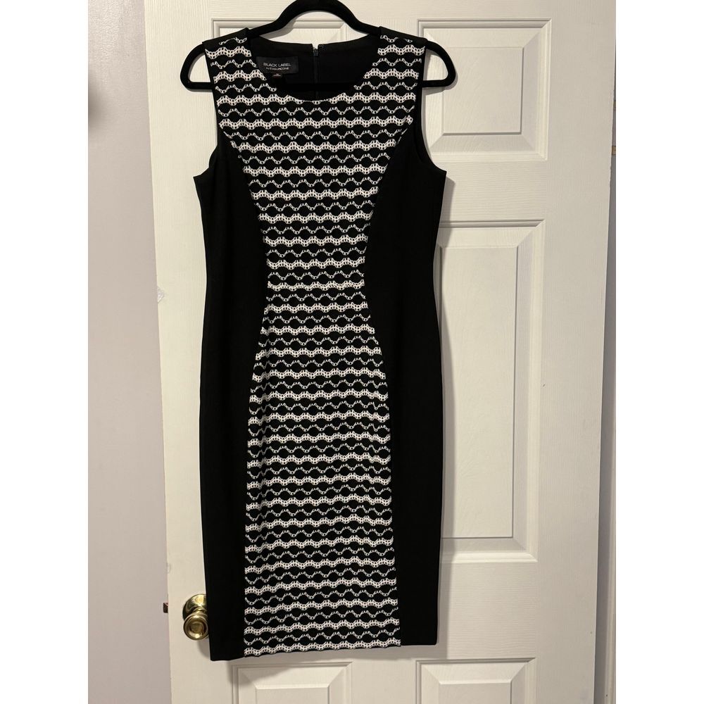 Black Label Black & White Geometric Patternโ Sleeveless Cocktail Dress